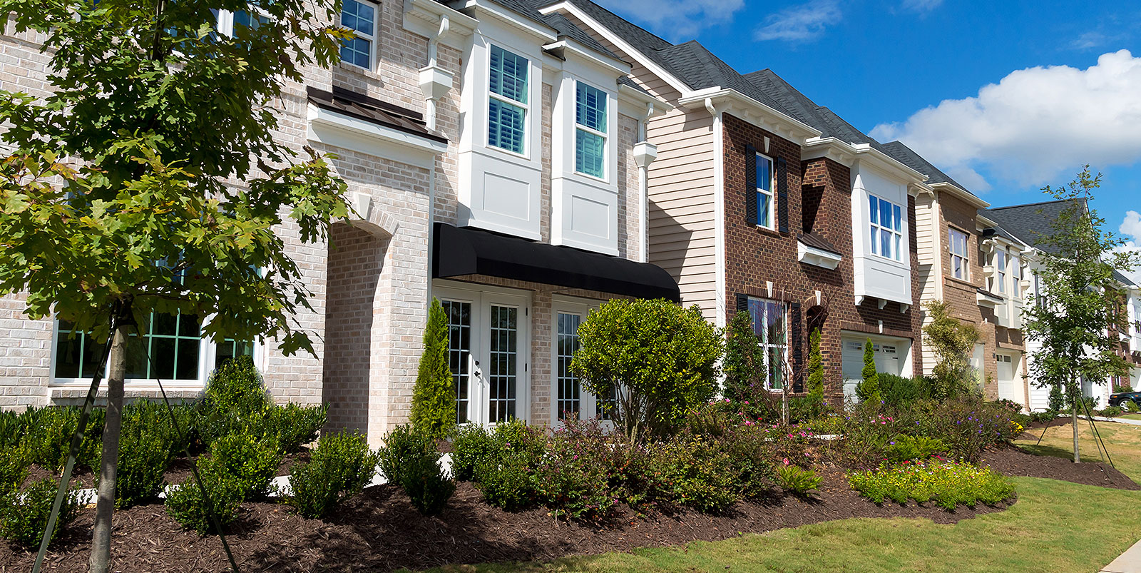 Cozy Townhouses